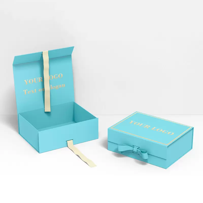  뚜껑이 있는 선물 상자 